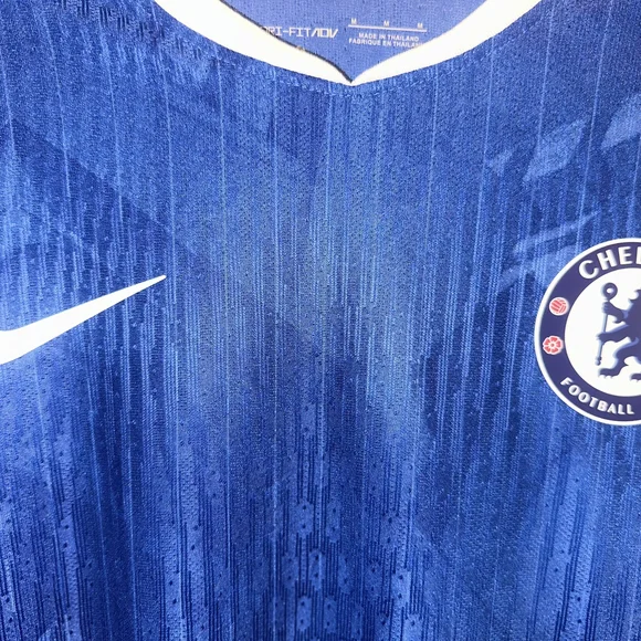 Chelsea 25/26 Home Kit - Size M - Player Version - Brand New NWT - Picture 2 of 8